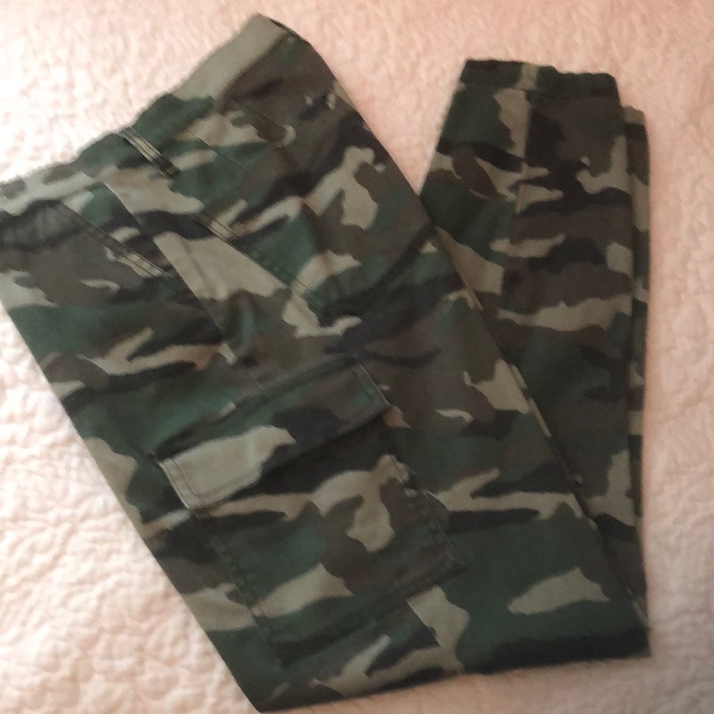 J CREW Camo Cargo Pants Size 30